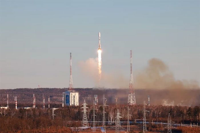 This is the first time Russia has launched such a large number of satellites at once.