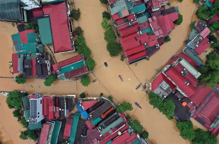 Rising waters flooding many homes in Yen Bai