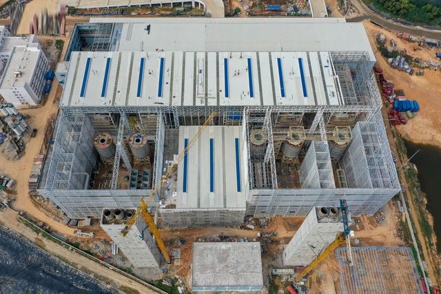The plant is introduced as "using European waste incineration technology."