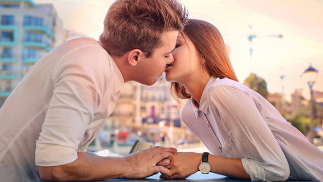 Tilting Head to the Right When Kissing