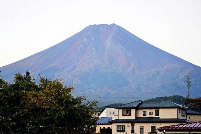 2024 sets the record for the latest snowfall on Mount Fuji in history