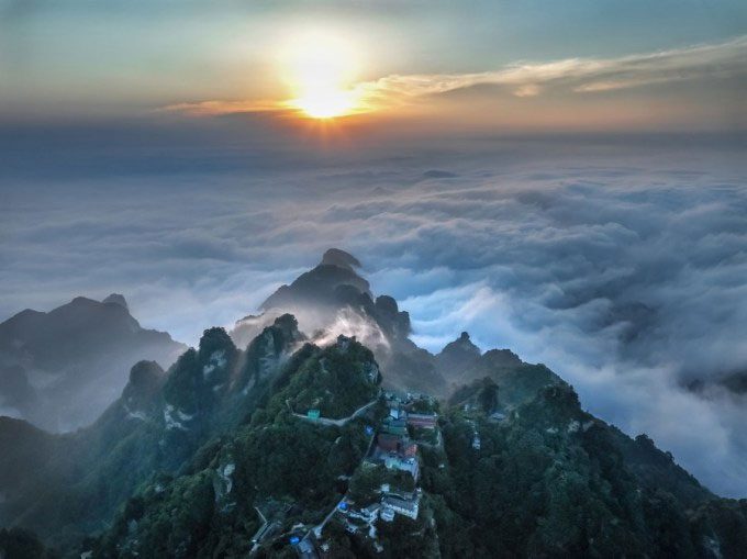 The beauty of Wudang Mountain at dawn.