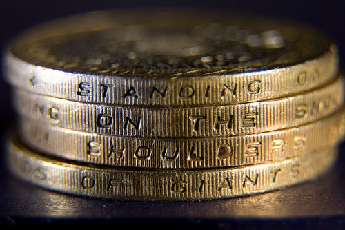 Two-pound coins in the UK with ridges around the edge