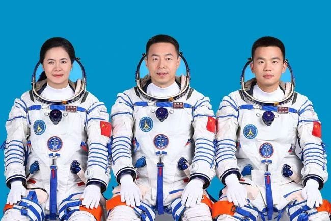 Shenzhou-19 Crew