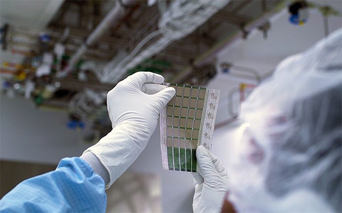 This type of battery is 150 times thinner than existing silicon solar panels.