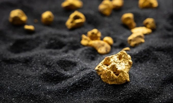 The amount of gold extracted by humans is only a small fraction compared to the gold in the Earth's core.