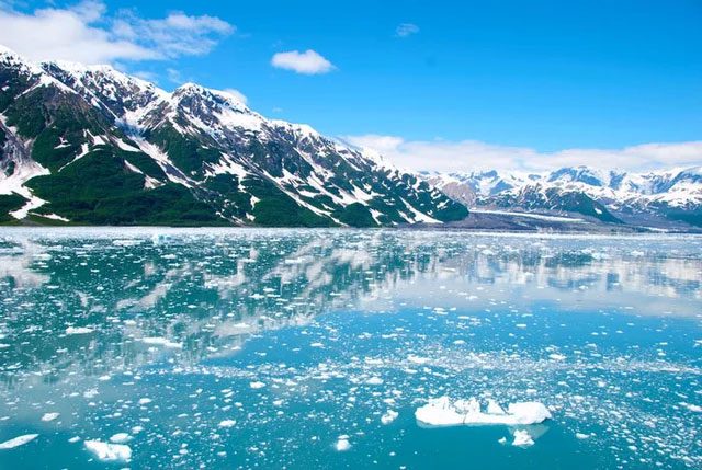 On the globe, the U.S. state of Alaska appears quite small. However, it is actually enormous.