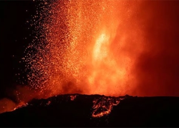 super volcano eruption could cause global chaos 138061