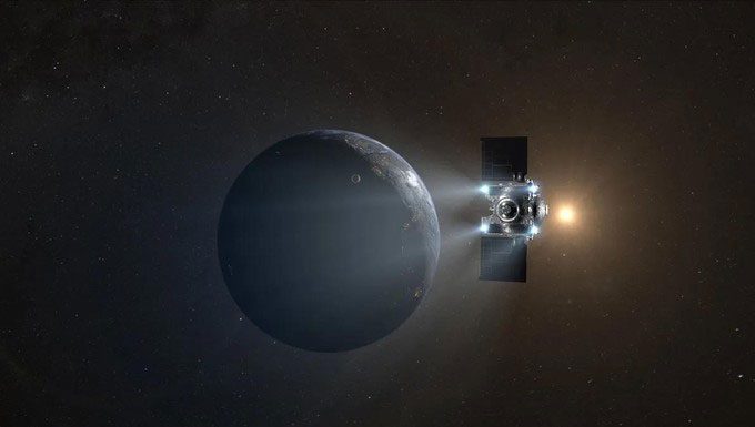 OSIRIS-REx spacecraft flying by Earth to return samples