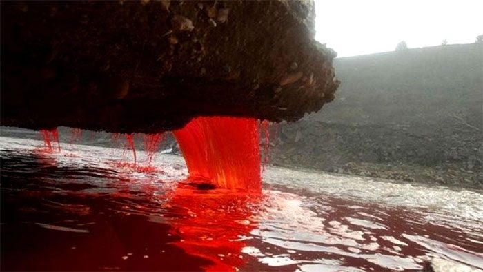 Blood Falls