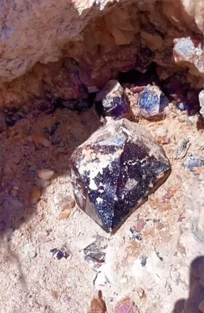 The giant amethyst discovered last month.