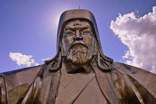 Majestic and imposing statue of Genghis Khan.