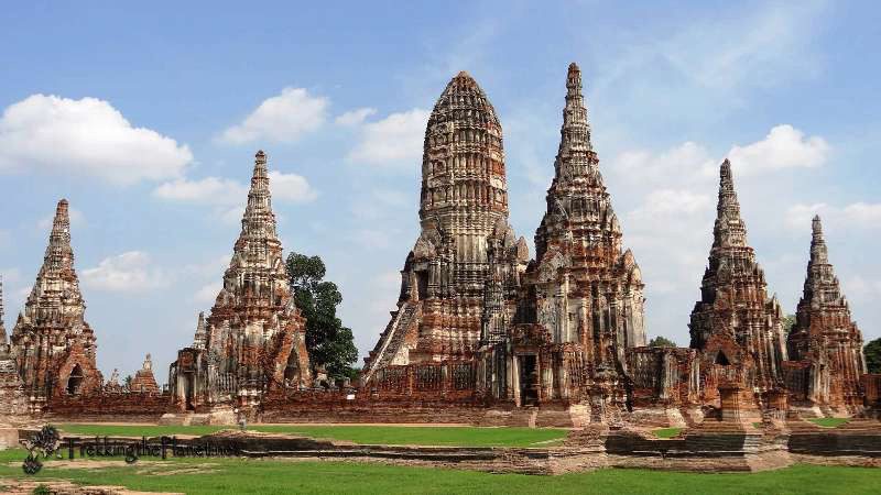 The grandeur of the ancient city is reflected in many magnificent architectural works and ruins, most of which are constructed from exposed red bricks, scattered across a land surrounded by three rivers: the Chao Phraya, Lop Buri, and Pa Sak.