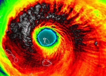 the destroying power of monster storm irma seen from space 85476