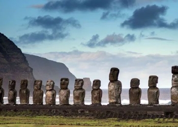 the giant mystery moai statue on easter island 125228