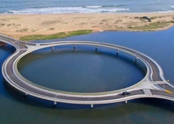 the oddest circular bridge in the world 137240