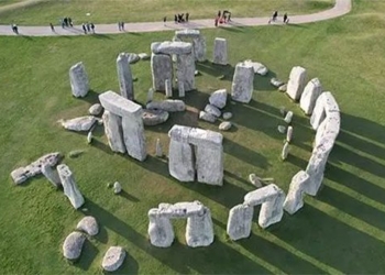 the origin of the stone bomb in the center of the stone age with stonehenge mystery challenges mystery 136186