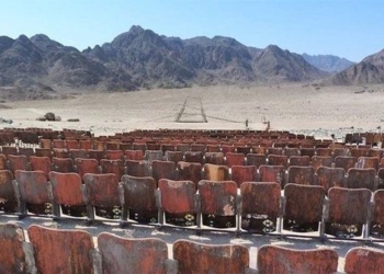 the secret about the movie theater built on the sand for more than 30 years not a single person visited 126326