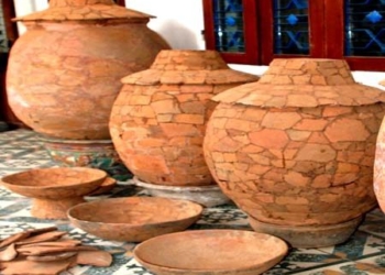 thousand year artefacts of sa huynh culture 24491