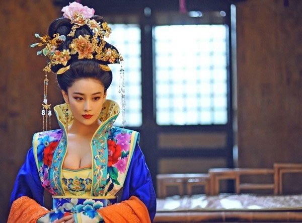 What crimes did Wu Zetian commit as passed down through folklore?