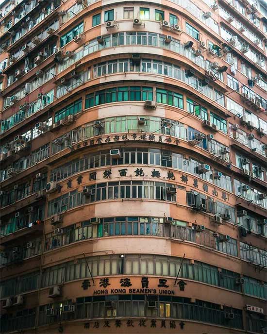 This stunning urban photo series explains why Hong Kong is dubbed the "concrete jungle"