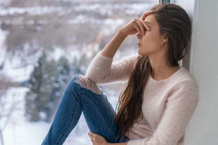 Individuals with Seasonal Affective Disorder will exhibit cyclical depression symptoms.