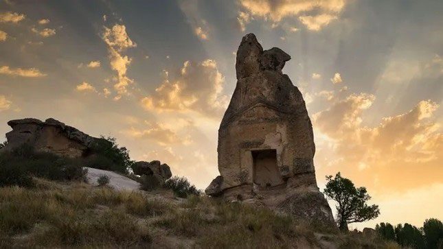 The monument with the ancient inscription known as Arslan Kaya