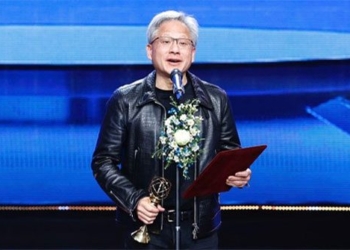 why billionaire jensen huang ceo of nvidia wins vinfuture award 2024 138316