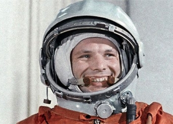 why soviet cosmonauts often took weapons into space 123958