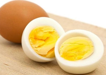 why when boiling eggs the protein of the egg becomes coagulated 121308