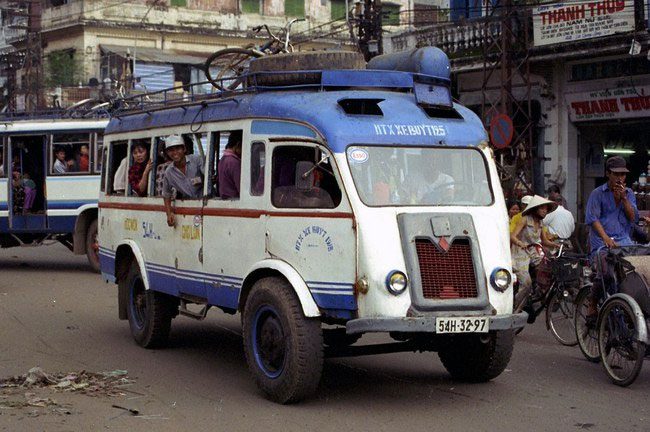 Renault Goélette with license plate 54H-32-97 operating in Chợ Lớn, Ho Chi Minh City in 1996.