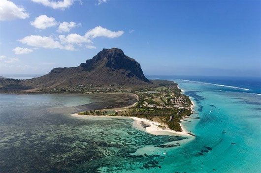 The Marvelous Beauty: The 'Underwater Waterfall' at Mauritius