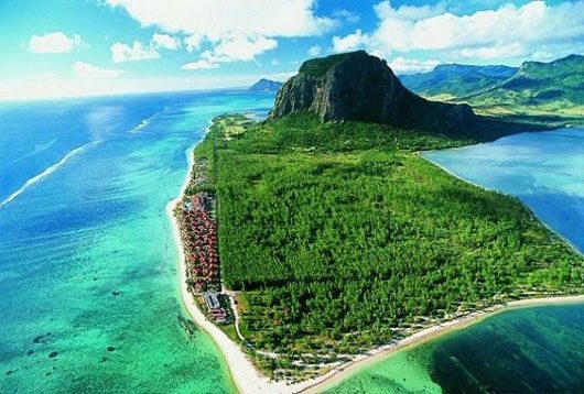The Marvelous Beauty: The 'Underwater Waterfall' at Mauritius