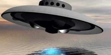 airplane invasions of earth in 2005 2709