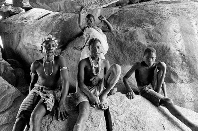 The Strange Tribe that Rejects Civilization, Living Like 10,000 Years Ago