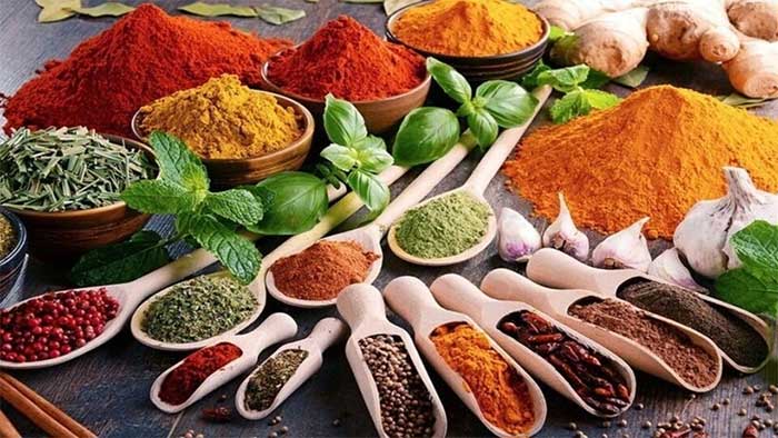 Warm Spices Suitable for Cool Weather