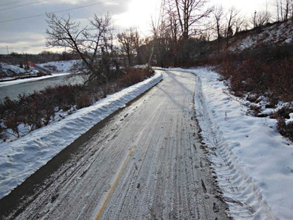 Twins Die on the Same Road, on the Same Day Just 1 Mile Apart