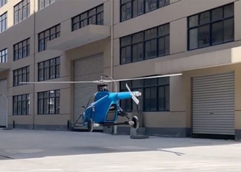 car flying similar to helicopter can run on streets 135408