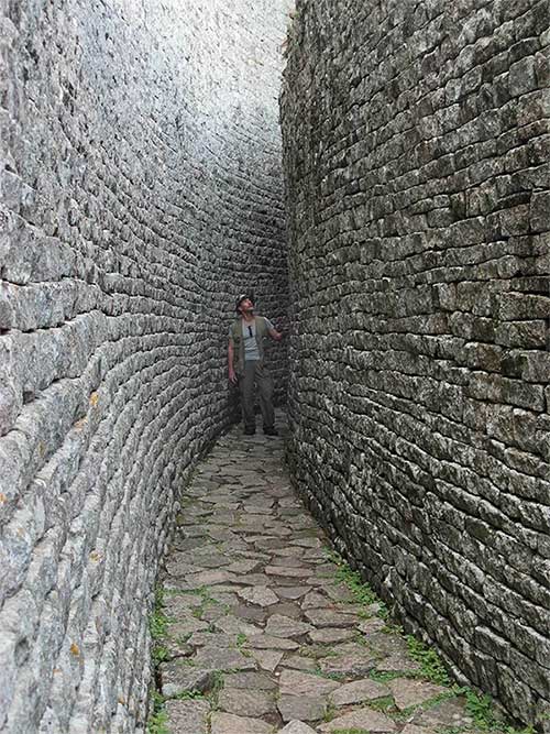 The Walls of Great Zimbabwe Remain Sturdy Without Mortar.