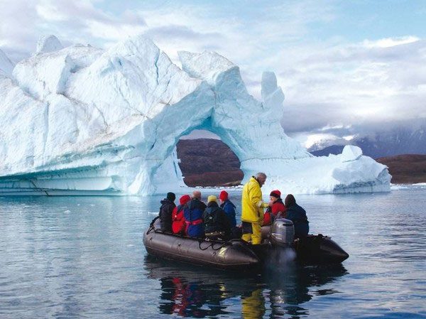 Mysterious creatures existing beneath a thick layer of ice 740m in Antarctica