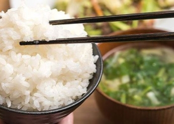 eating rice with slow cooked dishes is better for health experts give an unexpected answer 135601