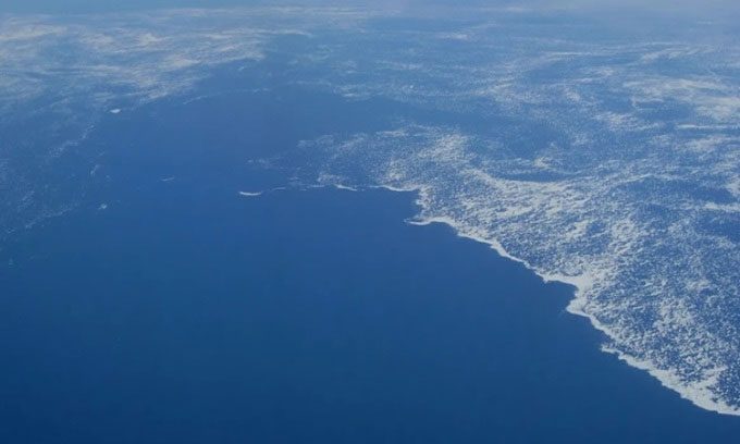 Davis Strait west of Greenland.