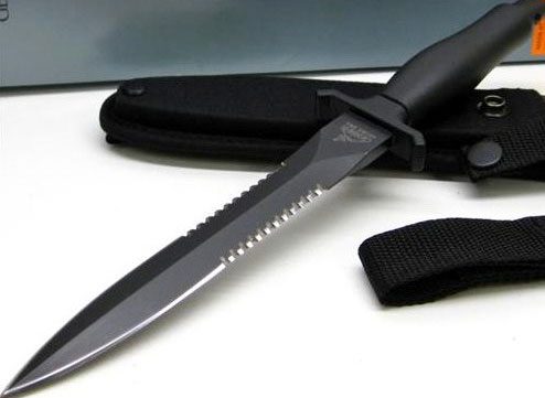 Top 10 most dangerous military daggers