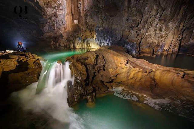 The beauty inside the caves of the Tu Lan system