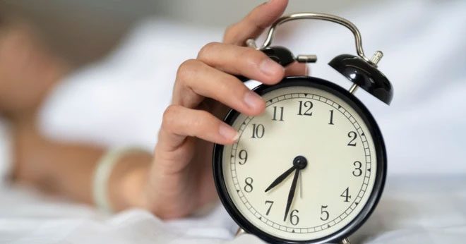 Some sleep disorders can make it difficult for a person to wake up in the morning.