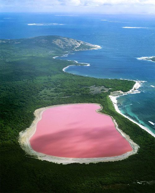 Hillier Lake is situated on an island, surrounded by vast oceans