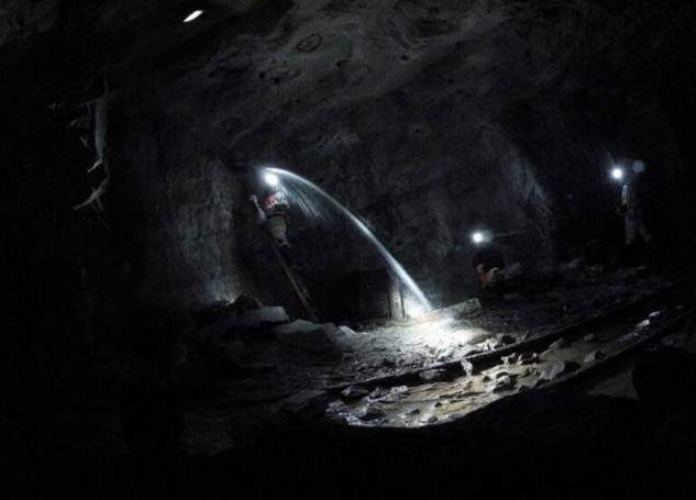 The research team found 2.64 billion-year-old ancient water beneath Kidd Creek Mine.