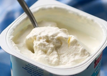 mixing honey into yogurt can bring unexpected results 136140