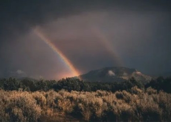 moonbow rare appearance before super blue moon 136312