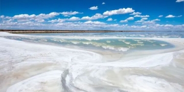 mysterious water hose in china where salty connections are made airplanes can land trains can pass 122074